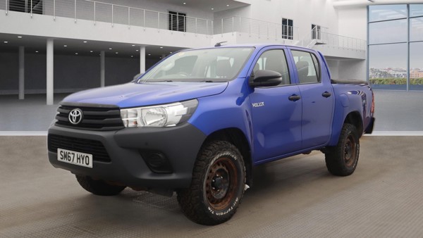 TOYOTA Hilux